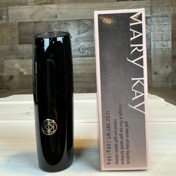 Mary Kay Gel Semi Shine Lipstick • Color Luminous Lilac  • New in Box! - Picture 3 of 4